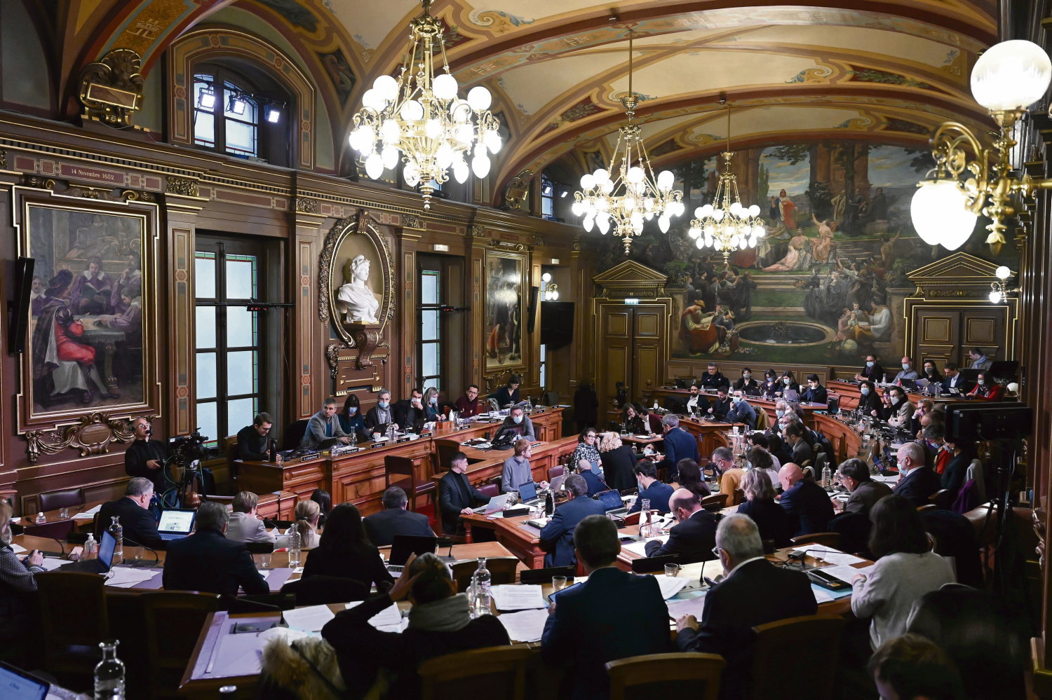 Quand les citoyens de Paris, Lyon et Marseille deviennent les décideurs directs de leur ville