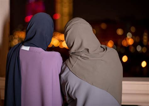 Le voile, symbole de liberté ou marqueur idéologique ? Le CFCM condamne Chems-eddine Hafiz pour son interprétation extrémiste du problème